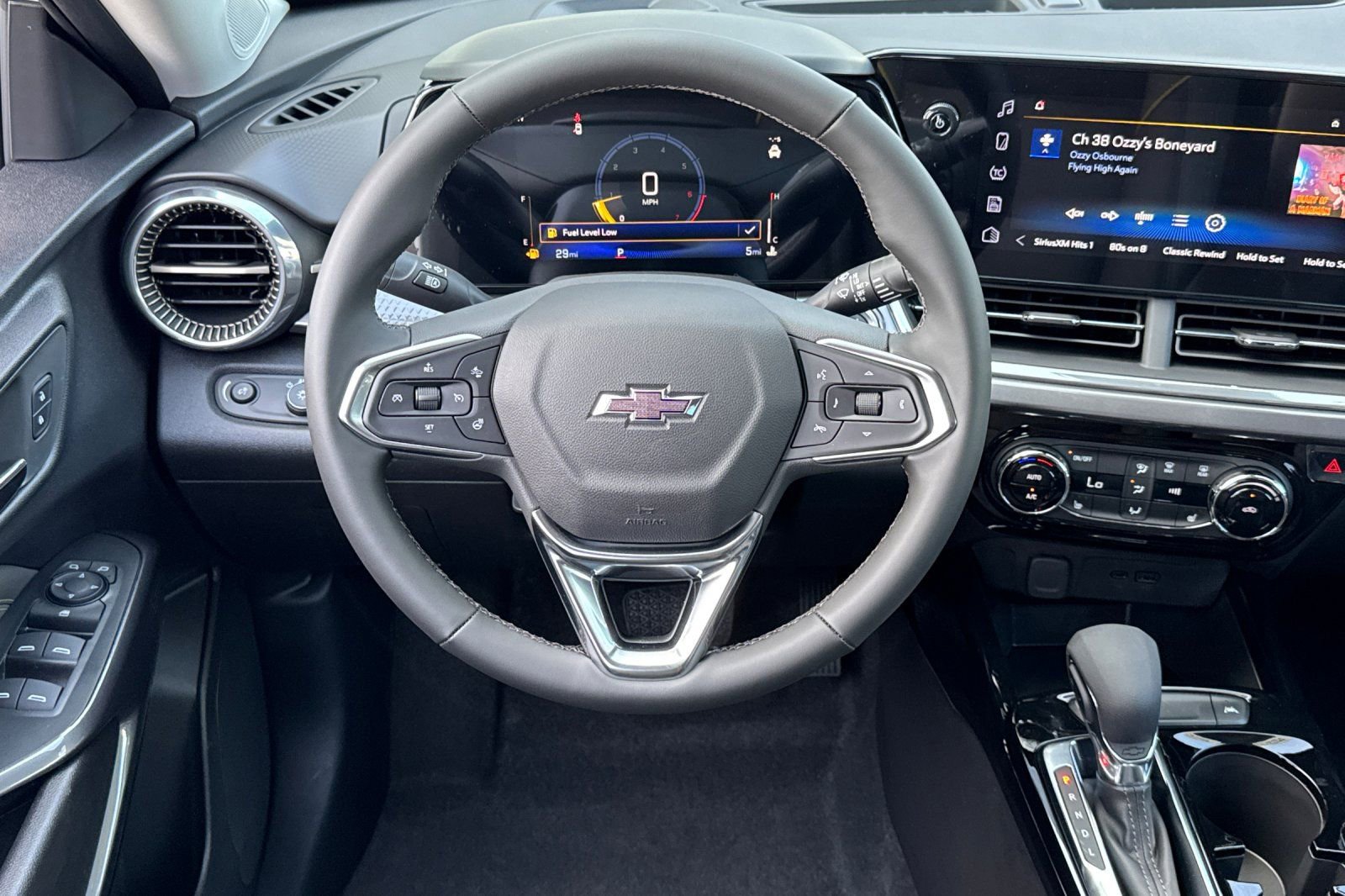 New 2026 Chevrolet Trax ACTIV w/ Driver Confidence Package image 13