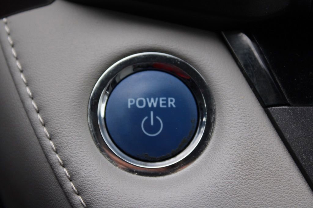 Used 2017 Toyota RAV4 XLE image 33