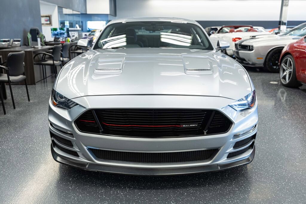 Used 2020 Ford Mustang GT w/ Equipment Group 301A RWD image 2
