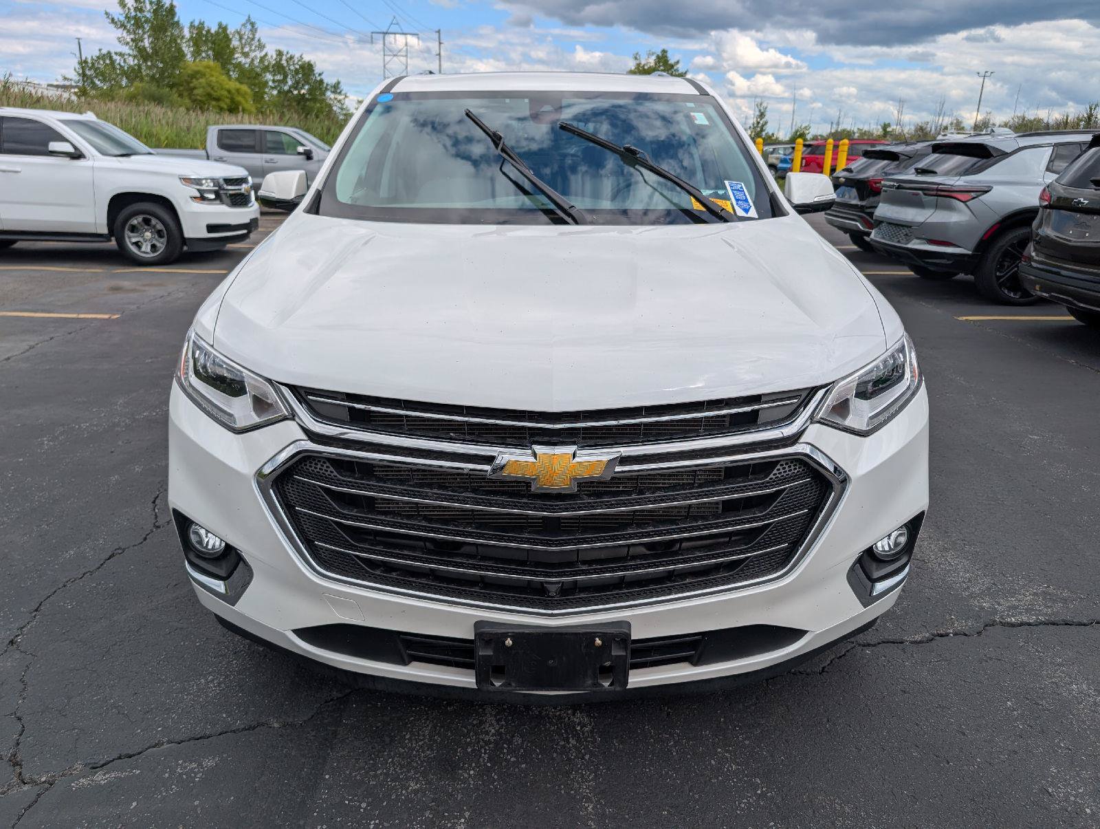 Used 2020 Chevrolet Traverse Premier AWD/4WD image 2