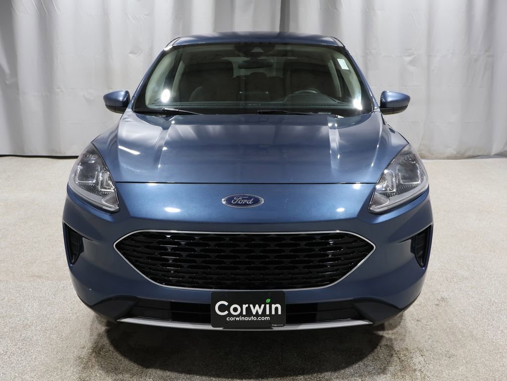 Used 2020 Ford Escape SE image 18