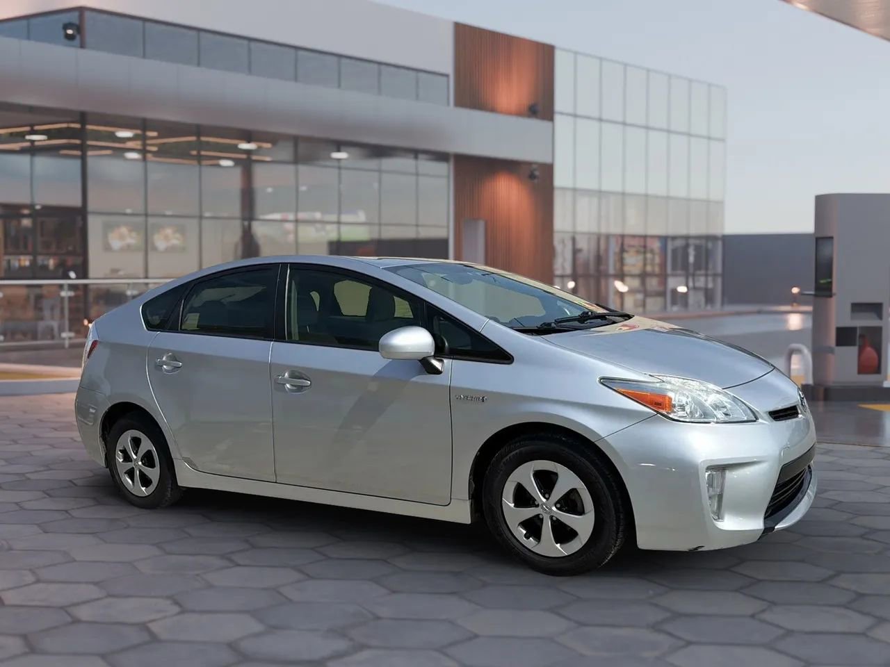 Used 2014 Toyota Prius Three image 16