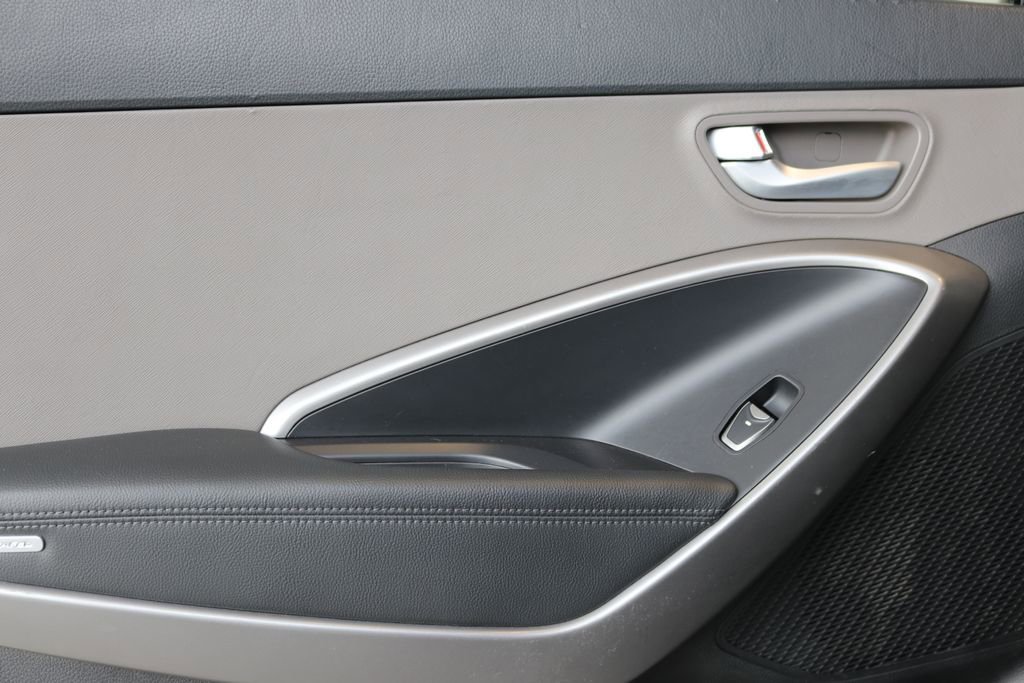 Used 2016 Hyundai Santa Fe Sport image 21