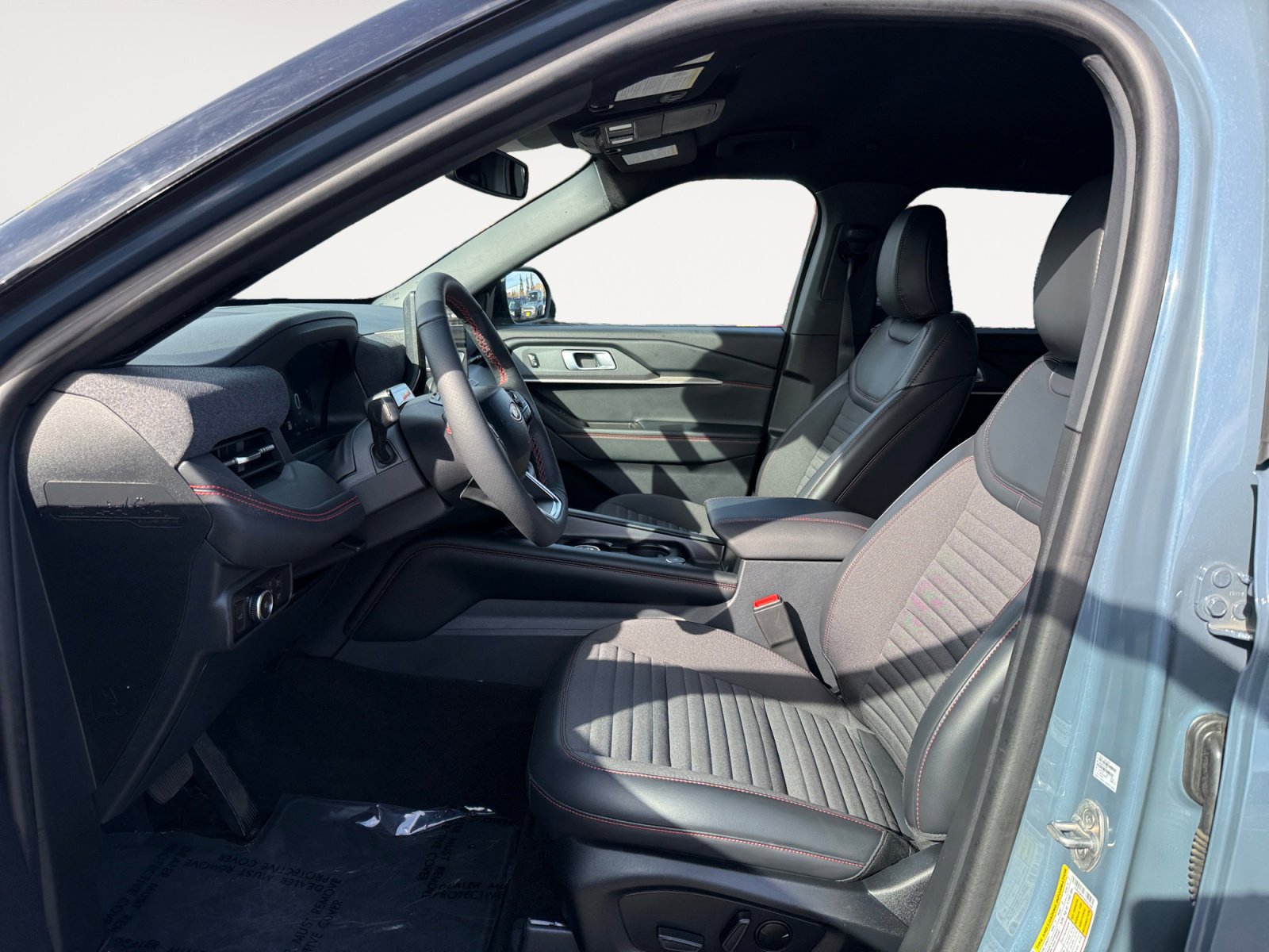 New 2025 Ford Explorer ST-Line w/ Premium Package image 10