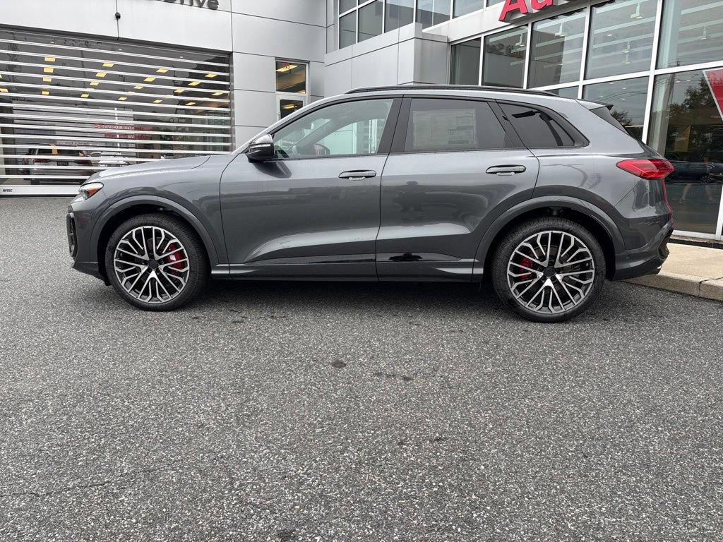 New 2026 Audi SQ5 Premium Plus AWD/4WD image 2