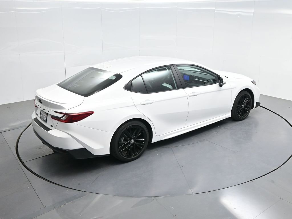 Used 2025 Toyota Camry SE w/ Convenience Package image 53