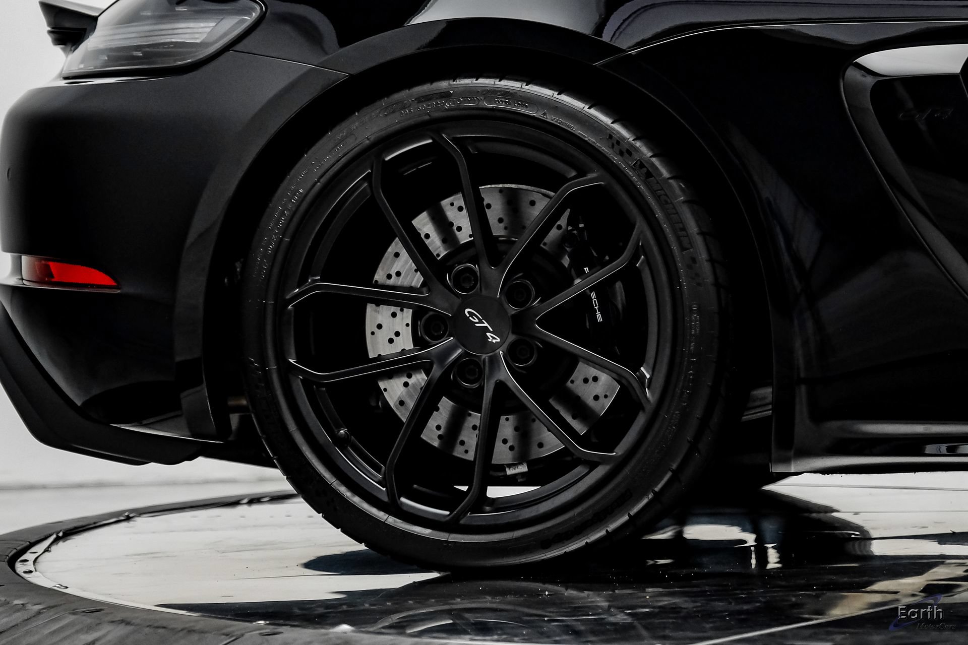 Used 2021 Porsche 718 Cayman GT4 RWD image 93