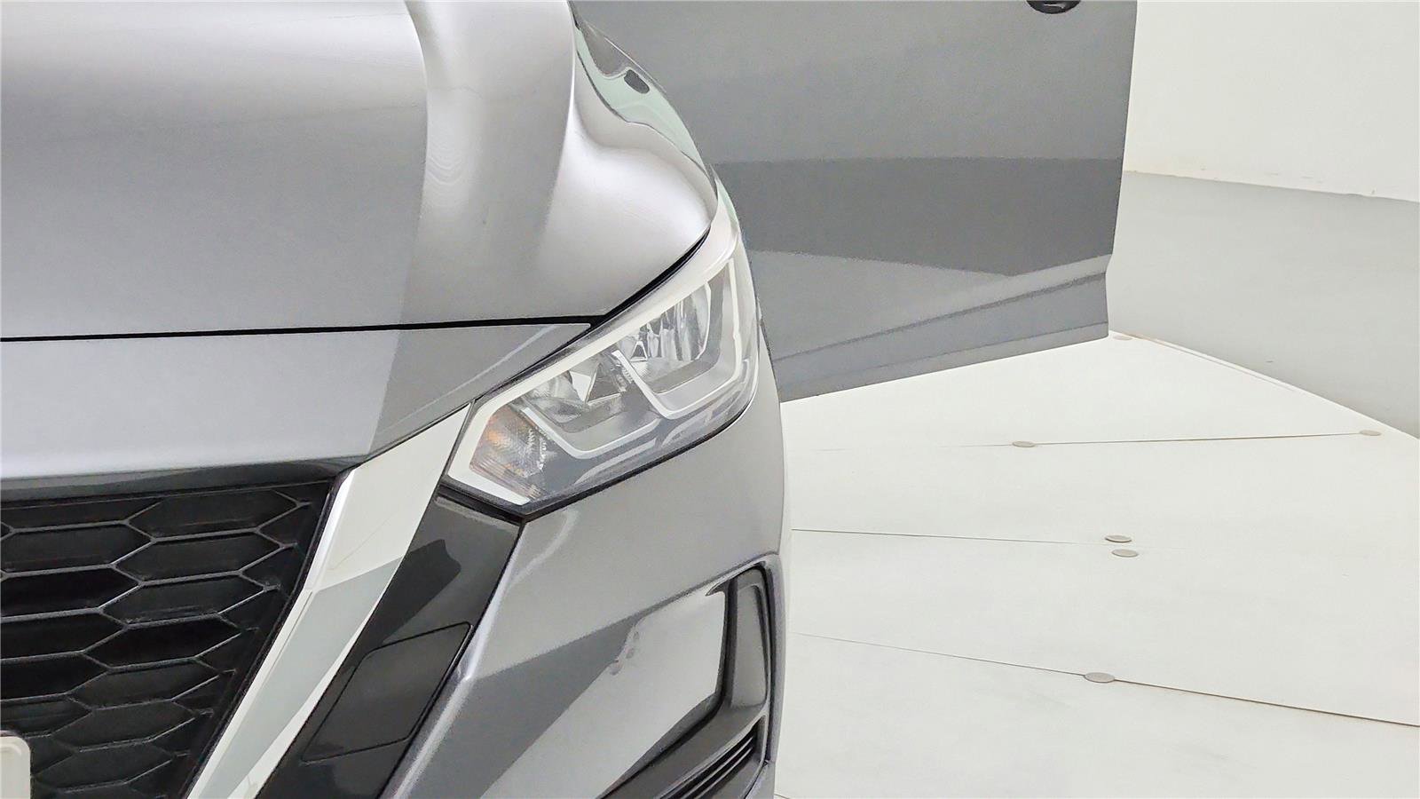 Used 2023 Nissan Sentra SV FWD image 32
