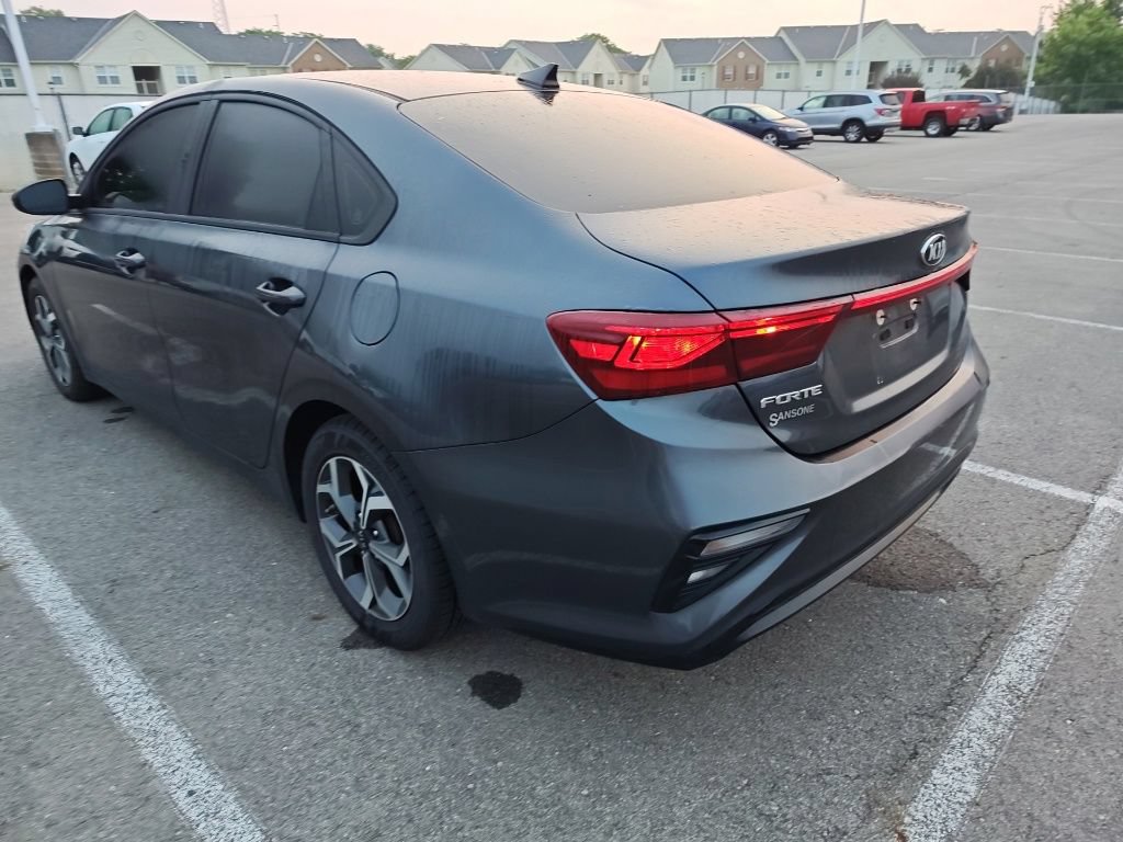 Used 2020 Kia Forte LXS FWD image 4