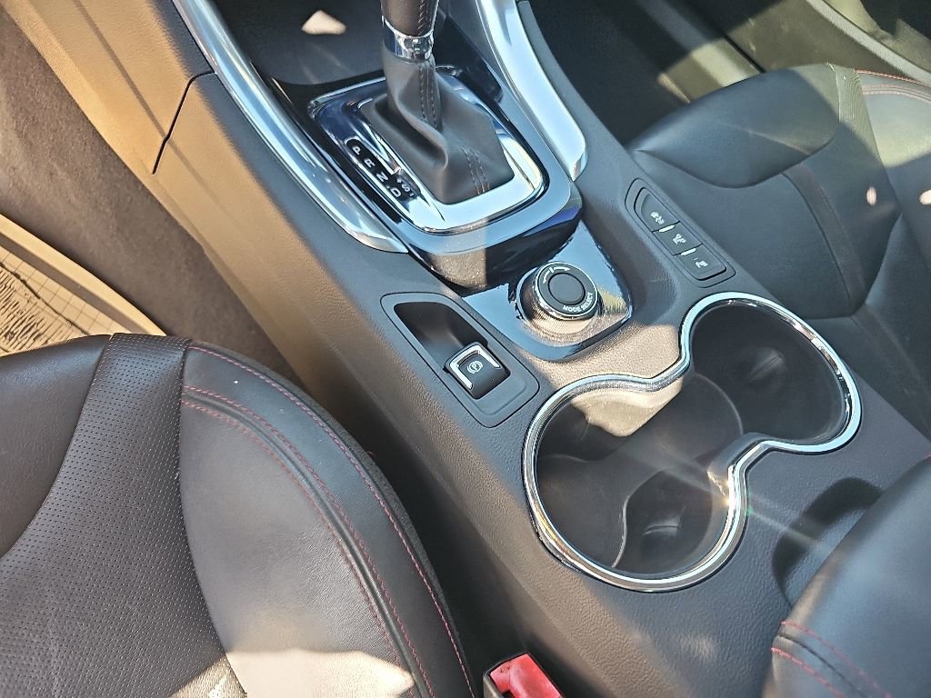 Used 2017 Chevrolet SS RWD image 17