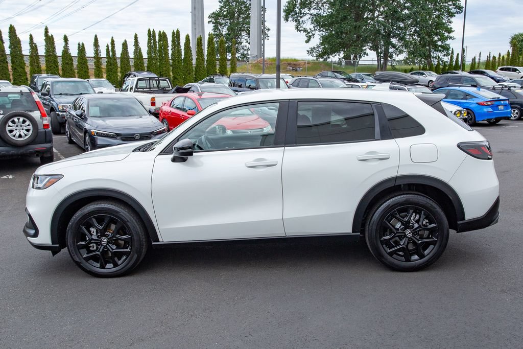 Certified 2023 Honda HR-V Sport image 8