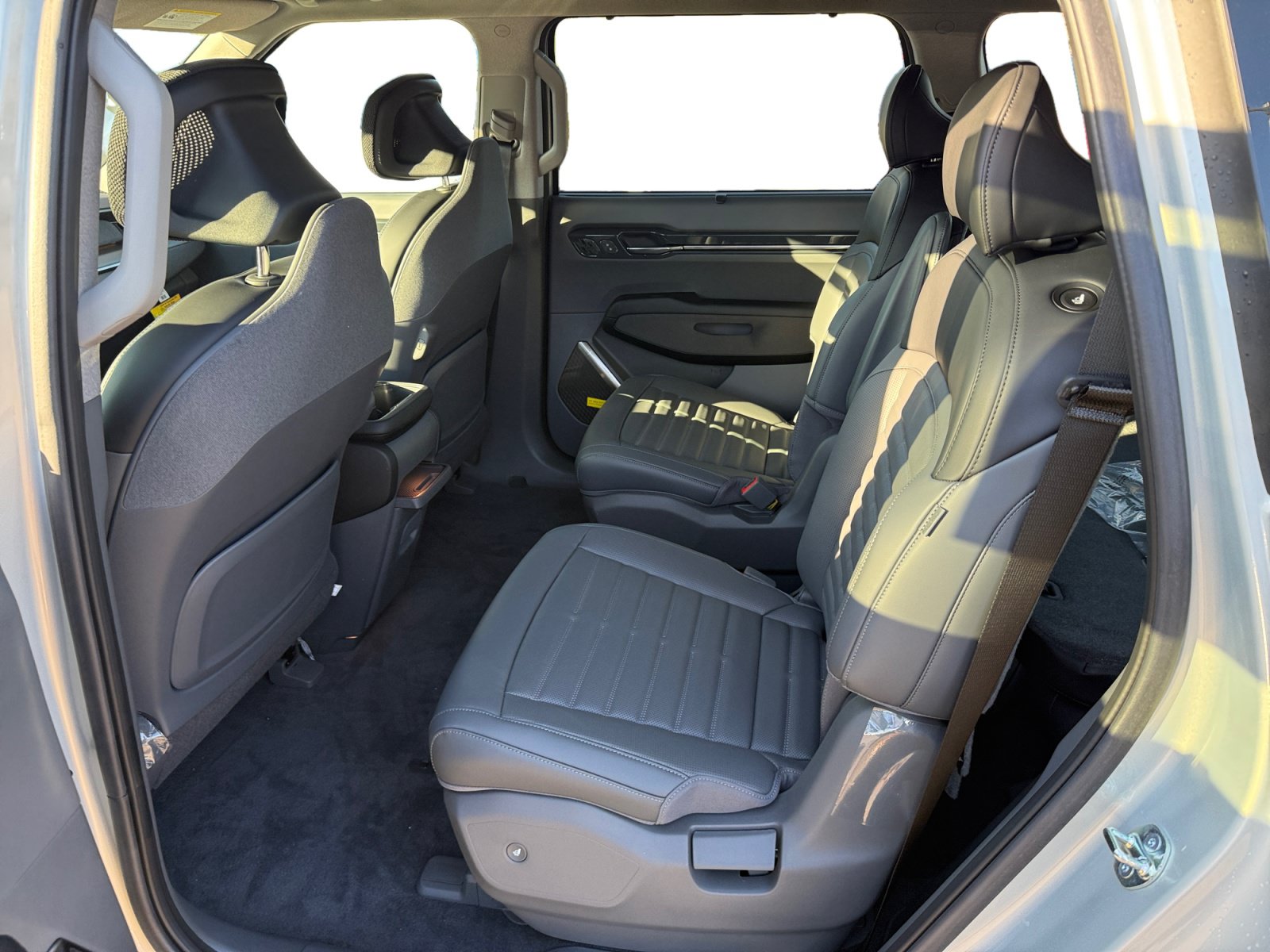 New 2026 Kia EV9 Land AWD/4WD image 16