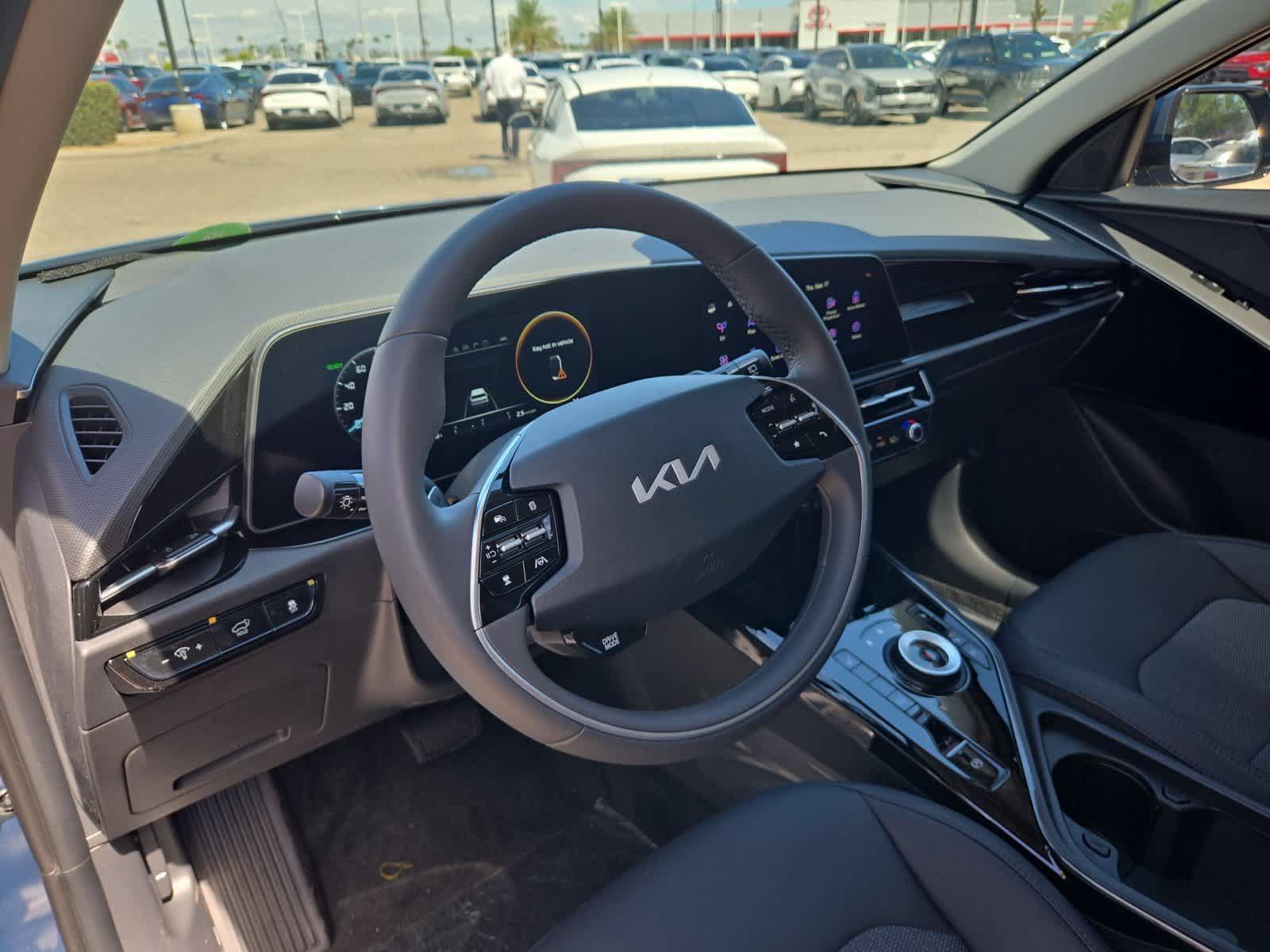 New 2026 Kia Niro Wind FWD image 10