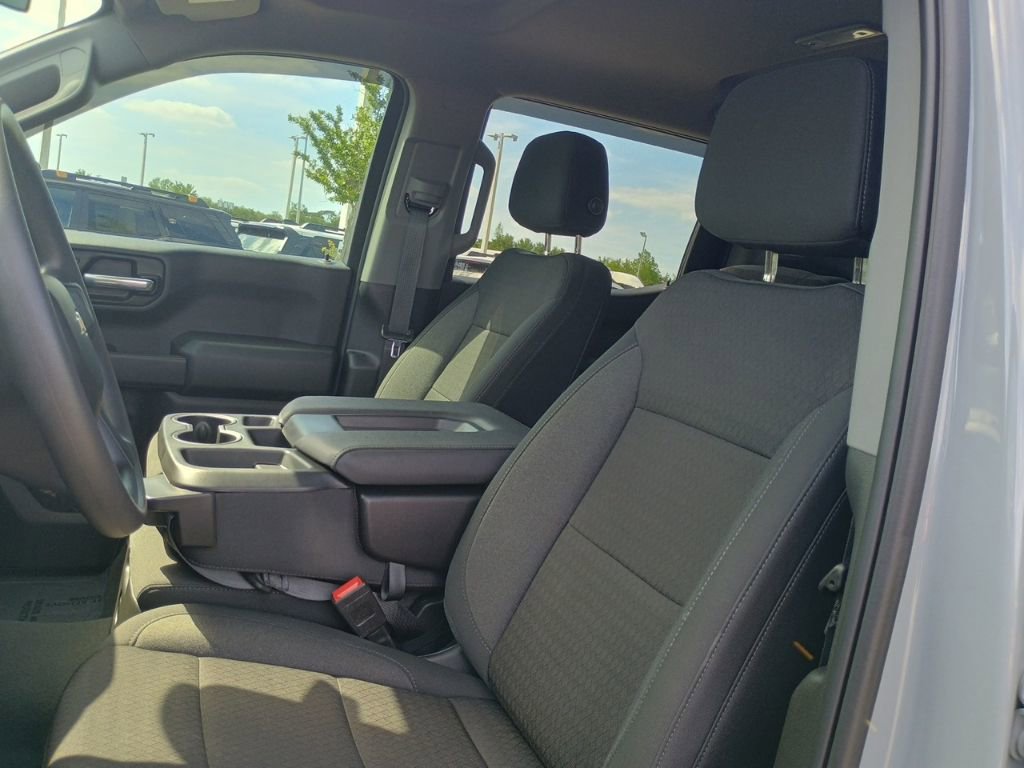 Used 2024 Chevrolet Silverado 1500 Custom image 13
