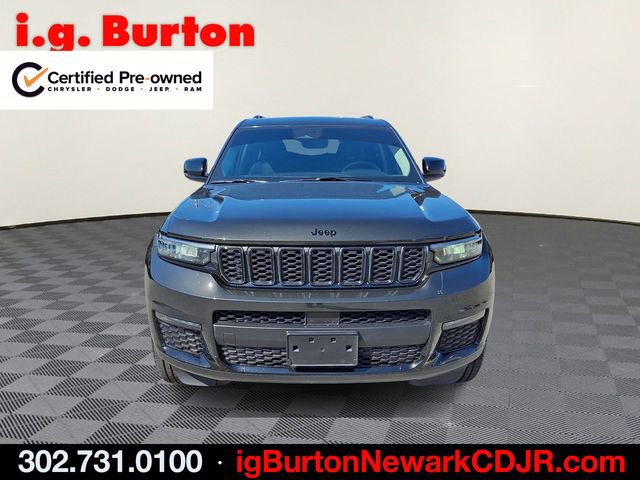 Used 2023 Jeep Grand Cherokee L Limited w/ Black Appearance Package AWD/4WD image 2