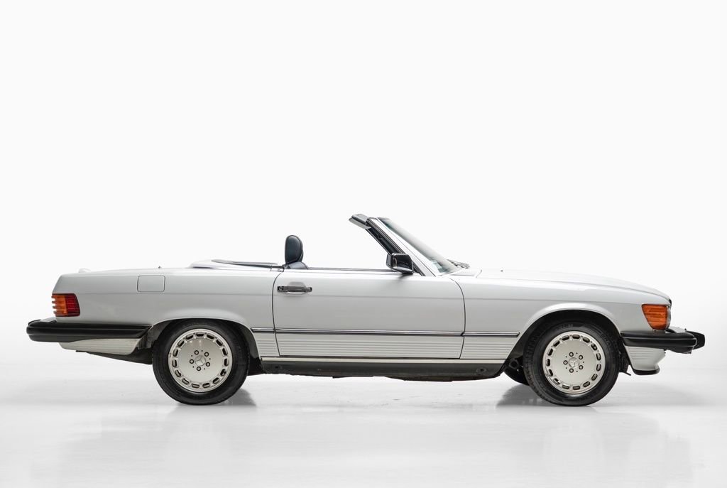 Used 1988 Mercedes-Benz 560 SL image 8