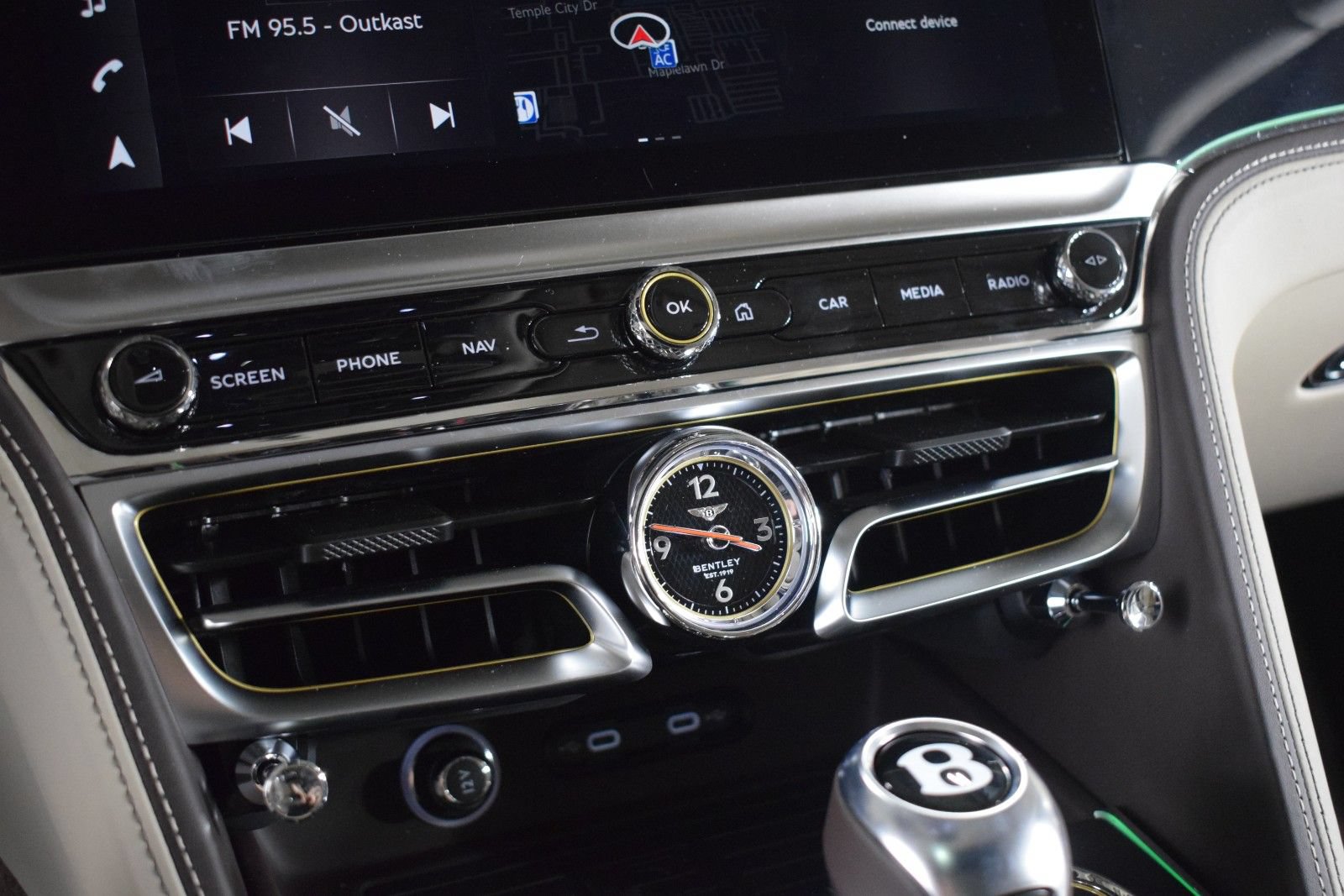 New 2026 Bentley Flying Spur Plug-In Hybrid AWD/4WD image 33