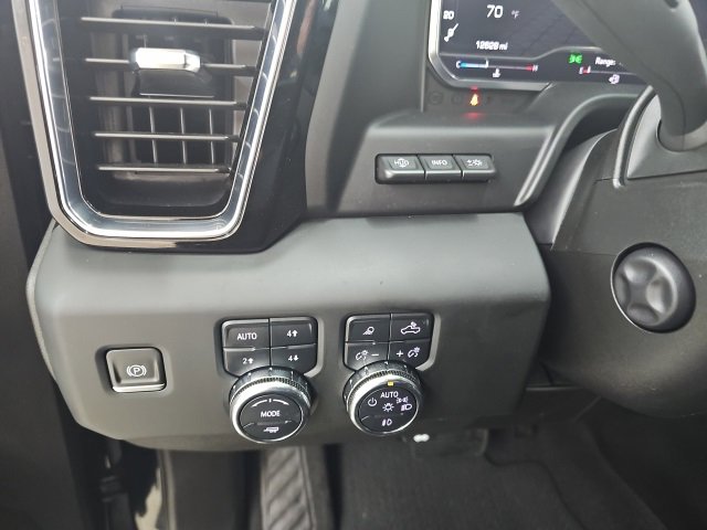 Used 2024 GMC Sierra 1500 Denali image 28