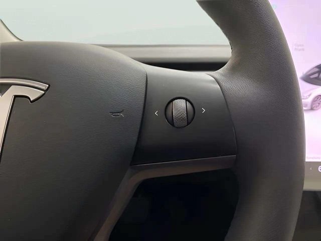 Used 2021 Tesla Model 3 Standard Range Plus RWD image 41