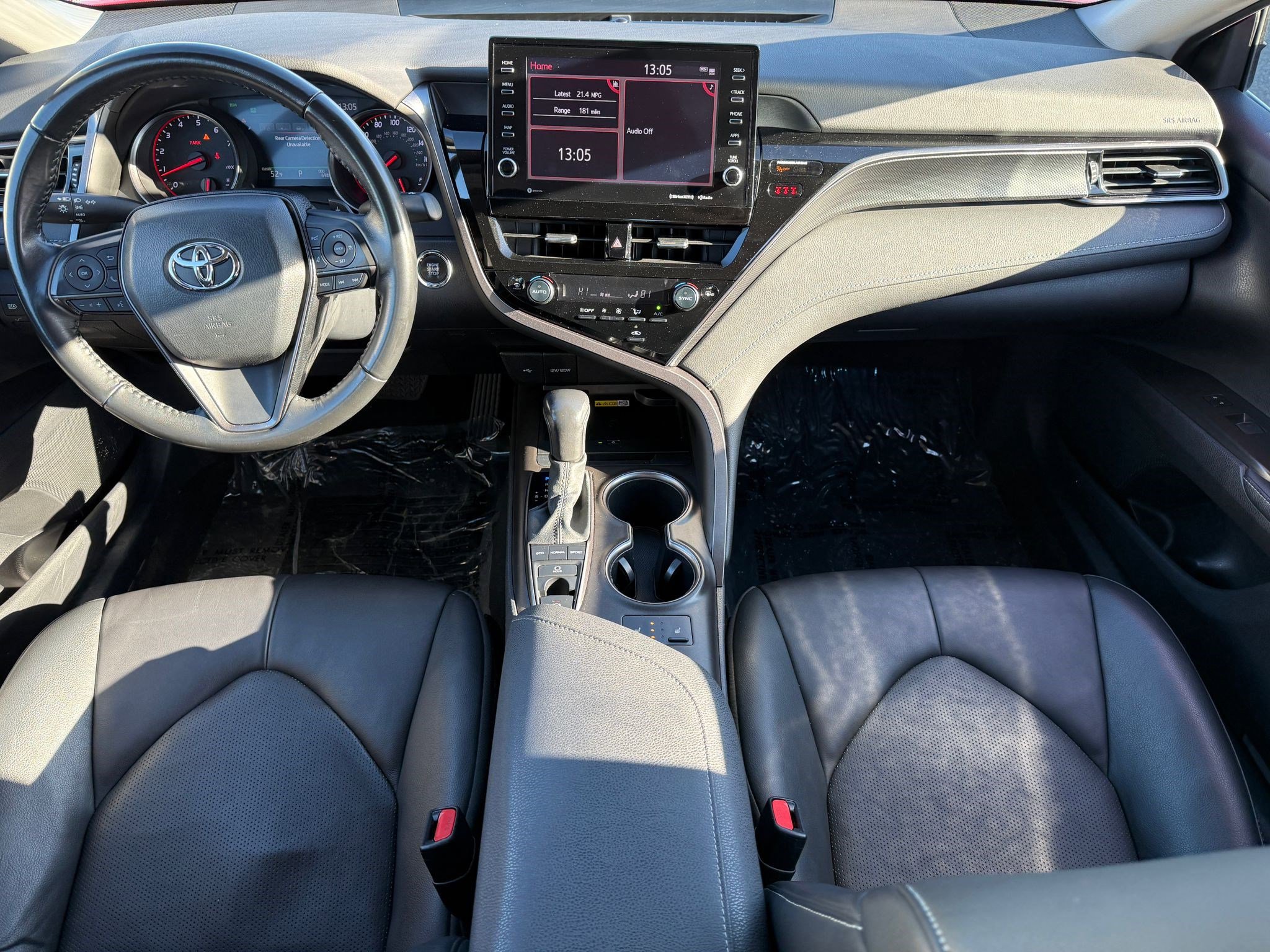 Used 2023 Toyota Camry XSE FWD image 19