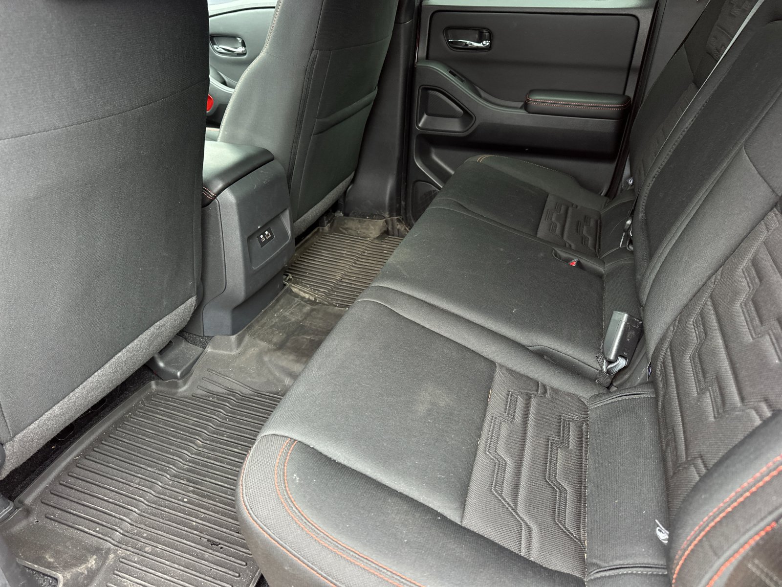 Used 2025 Nissan Frontier PRO-4X w/ Interior Protection Package AWD/4WD image 12