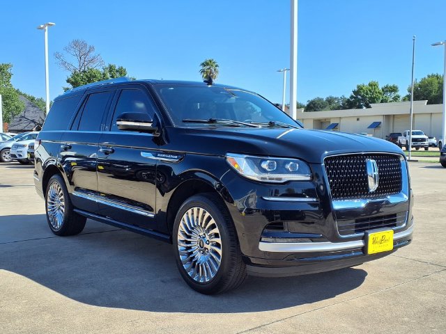Certified 2023 Lincoln Navigator Reserve RWD image 20