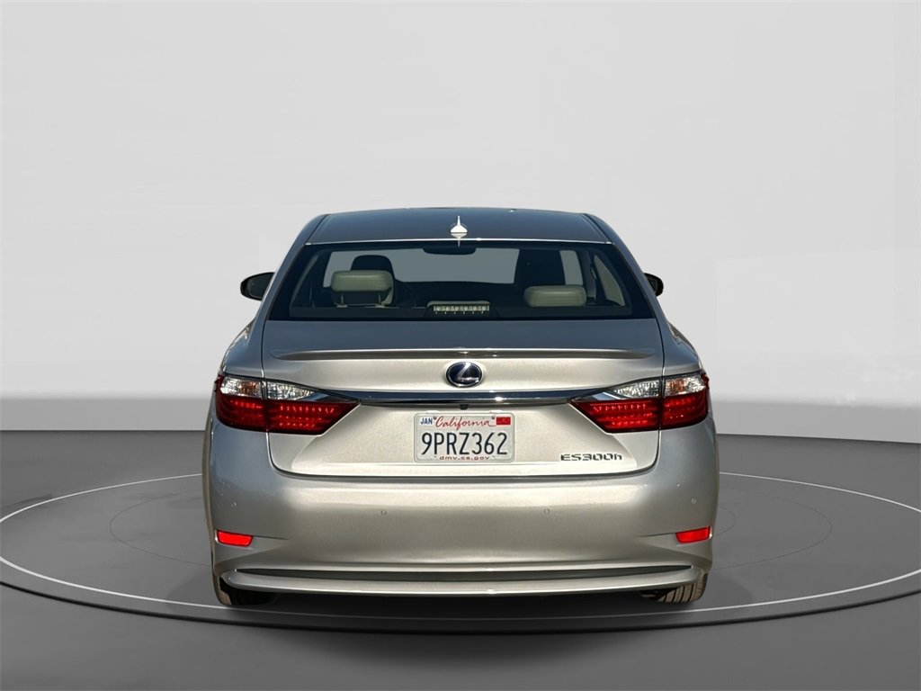 Used 2014 Lexus ES 300h image 5