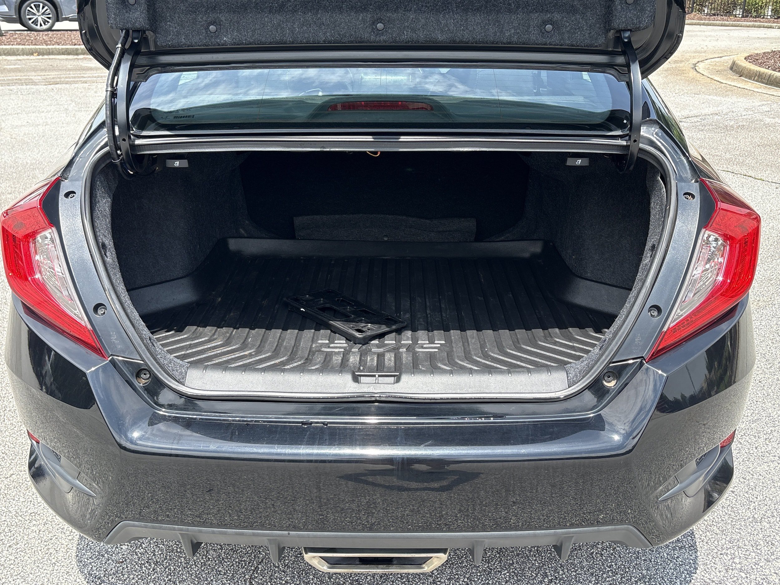 Used 2020 Honda Civic Sport image 19