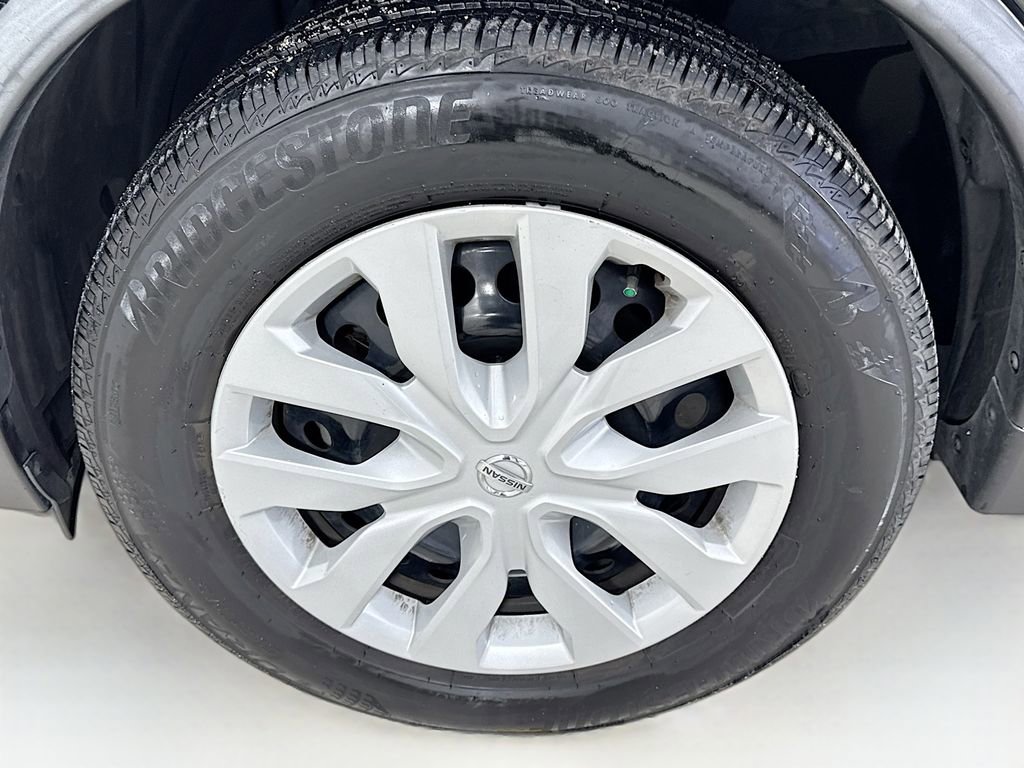 Used 2018 Nissan Rogue S FWD image 37