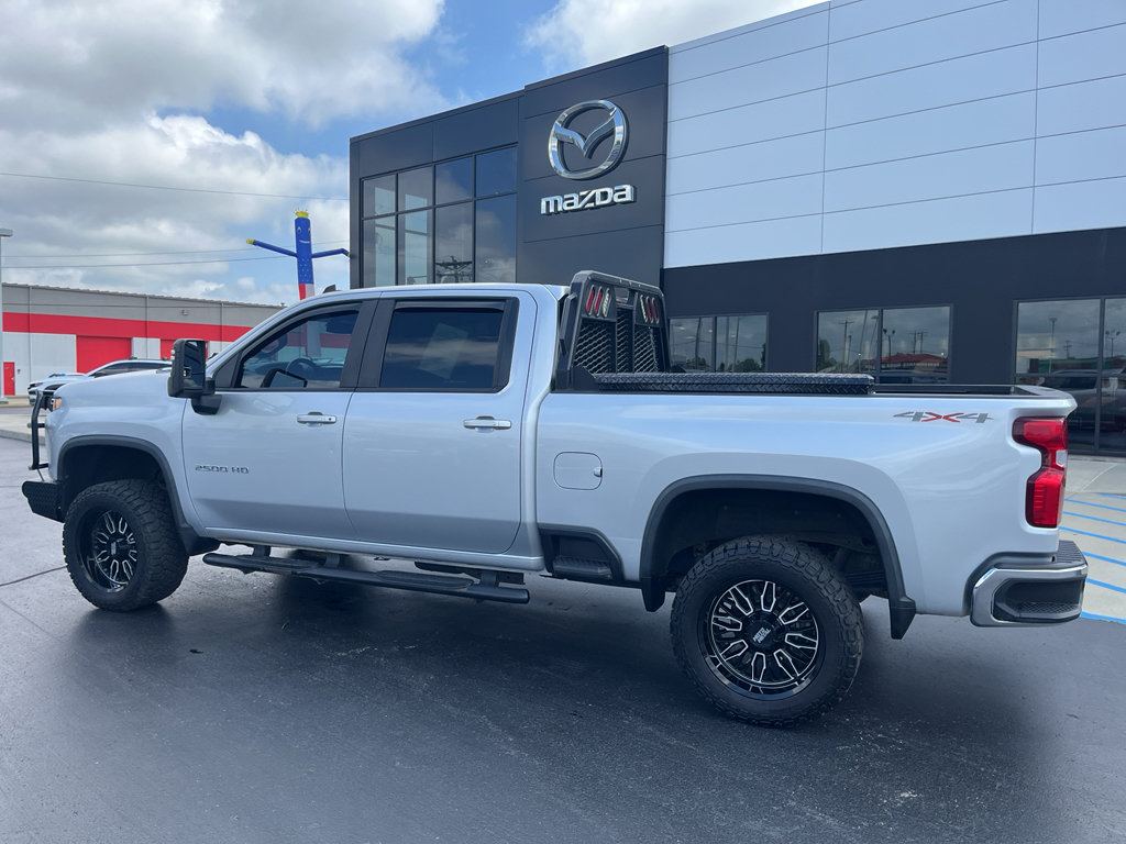 Used 2020 Chevrolet Silverado 2500 LT w/ All Star Edition AWD/4WD image 3
