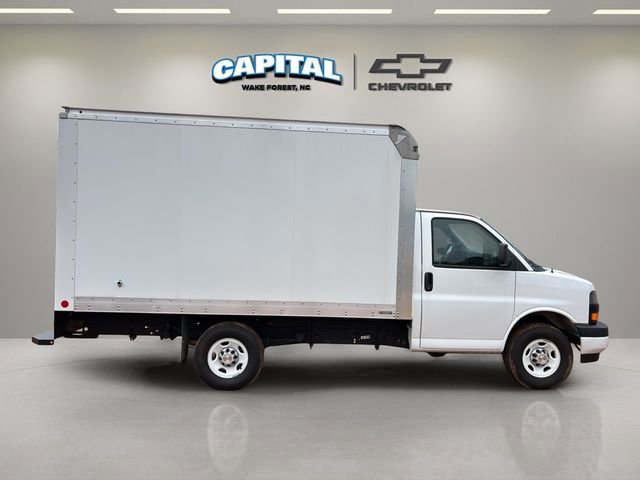 New 2024 Chevrolet Express 3500 w/ Power Convenience Package RWD image 12