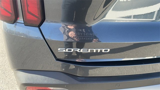 Certified 2024 Kia Sorento X-Line EX image 11