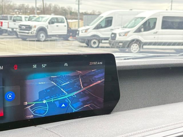 Used 2025 Ford Expedition Platinum image 4