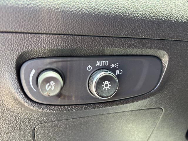 Used 2024 Buick Encore GX Preferred w/ Comfort Package AWD/4WD image 44