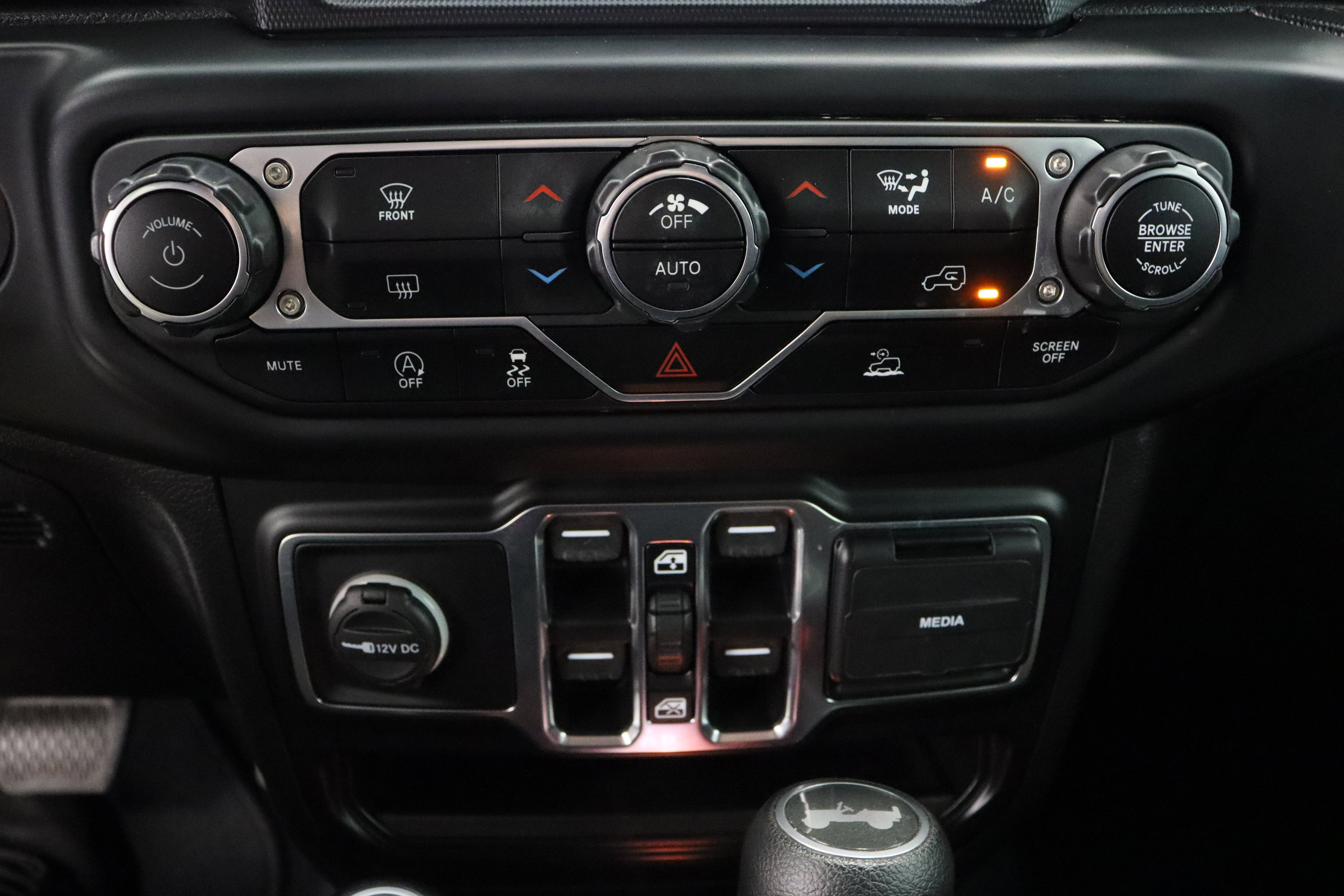 Used 2021 Jeep Wrangler Unlimited Sport w/ Sun And Sound Package AWD/4WD image 19