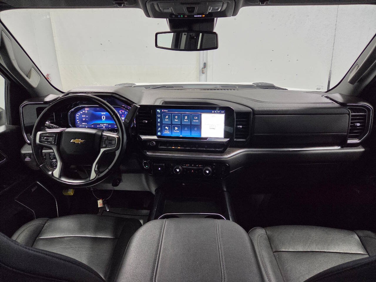 Used 2024 Chevrolet Silverado 2500 LTZ w/ LTZ Plus Package AWD/4WD image 15
