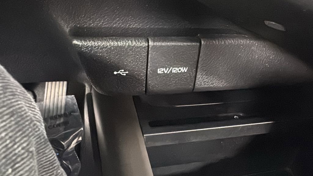 Used 2021 Toyota Camry XSE image 25