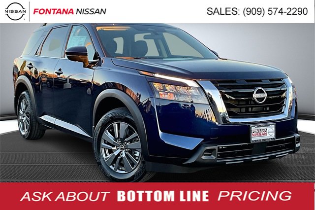 New 2025 Nissan Pathfinder SV image 1