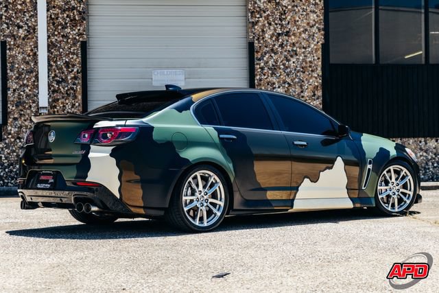 Used 2015 Chevrolet SS RWD image 4