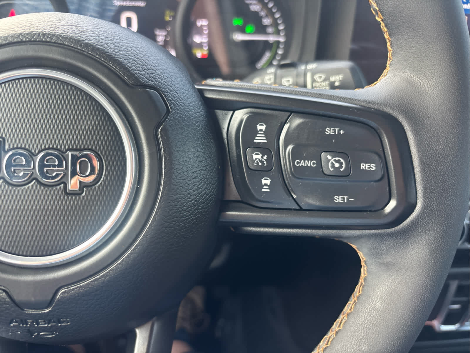 Used 2024 Jeep Wrangler Unlimited w/ Convenience Group AWD/4WD image 25