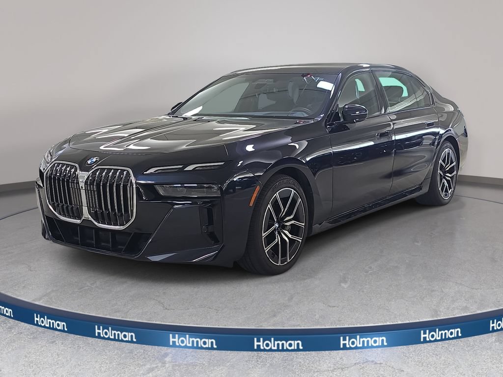 Used 2023 BMW 760i xDrive AWD/4WD image 1