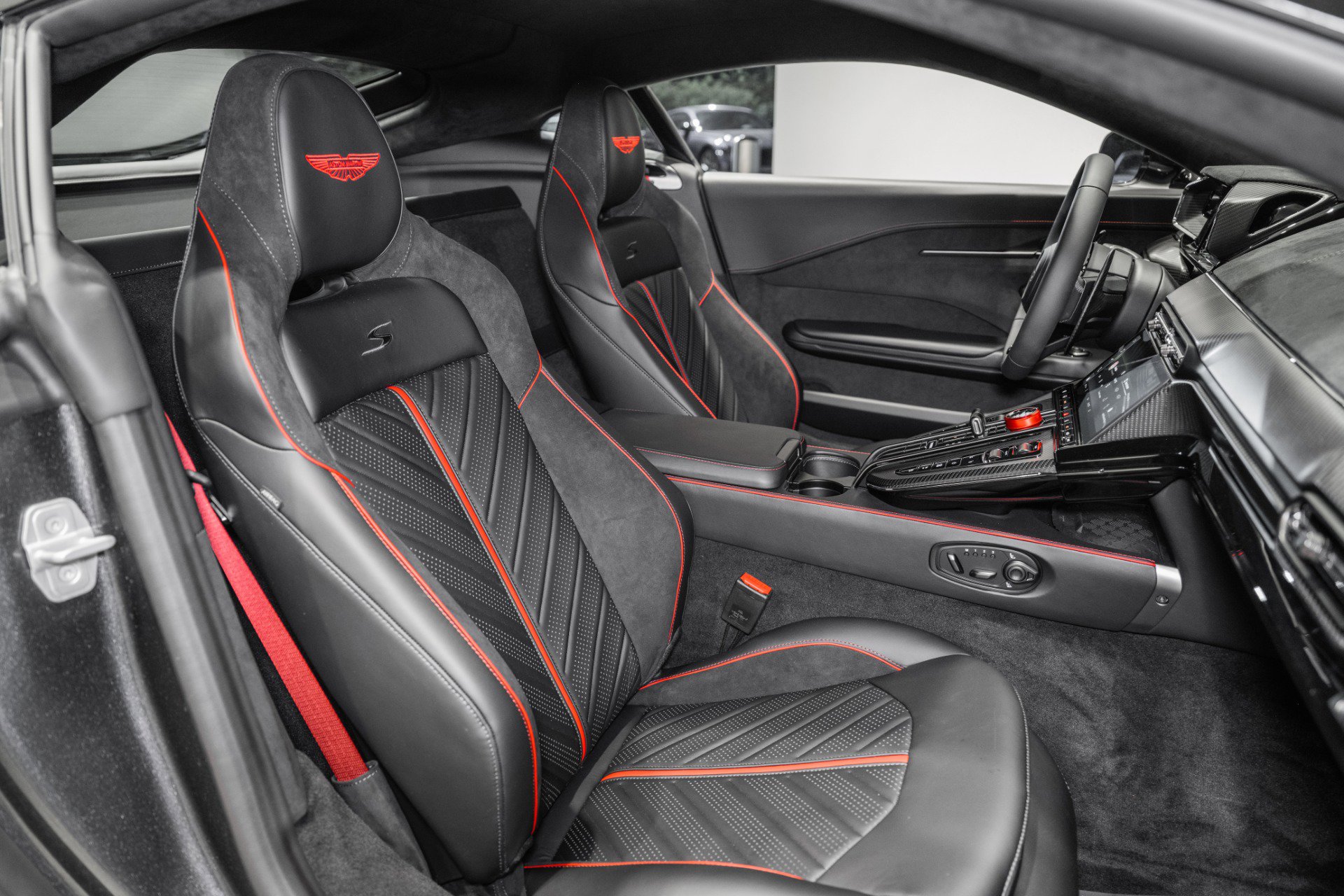 New 2026 Aston Martin V8 Vantage S RWD image 16