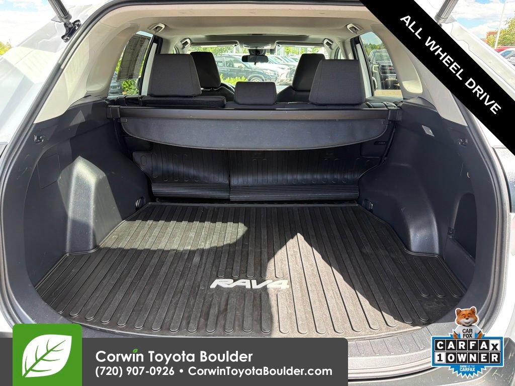 Used 2019 Toyota RAV4 XLE w/ Convenience Package AWD/4WD image 17