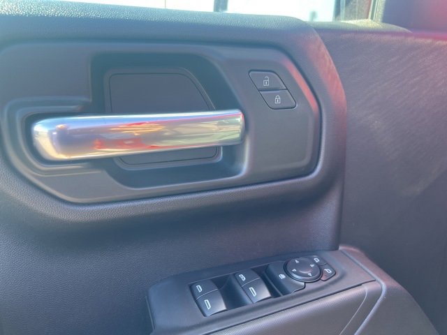 New 2026 Chevrolet Silverado 1500 Custom Trail Boss w/ LPO, Dark Essentials Package image 15