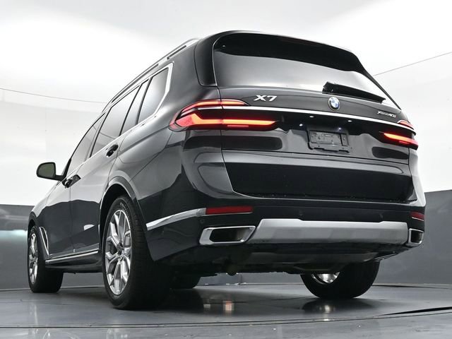 Used 2024 BMW X7 xDrive40i image 37