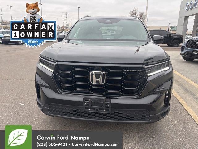 Used 2025 Honda Pilot Black Edition image 2