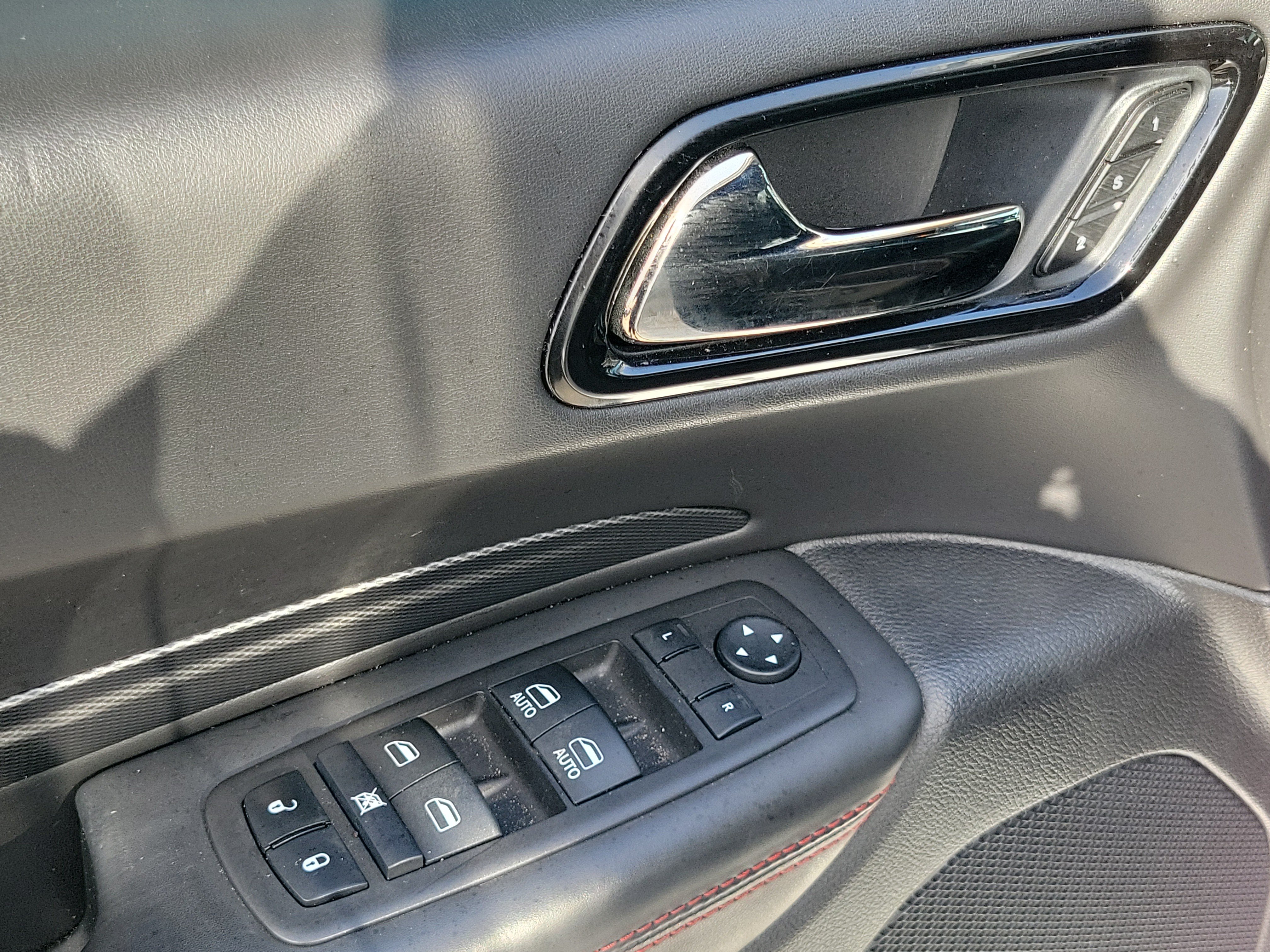Used 2024 Dodge Durango GT AWD/4WD image 25