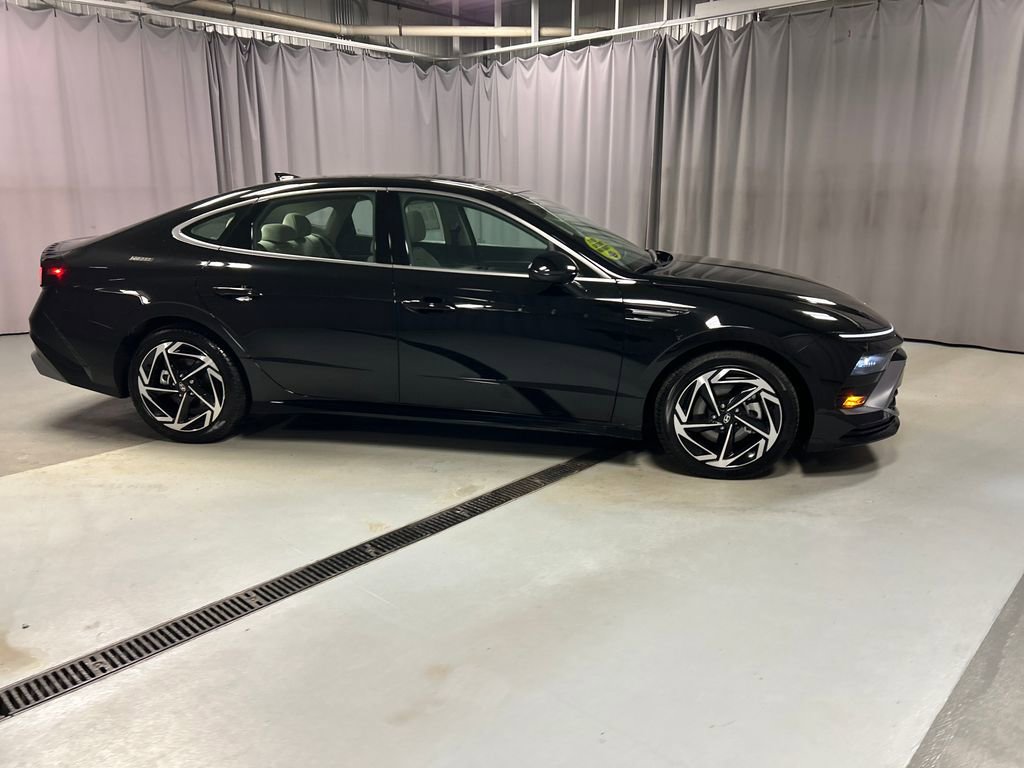 Used 2025 Hyundai Sonata SEL image 8