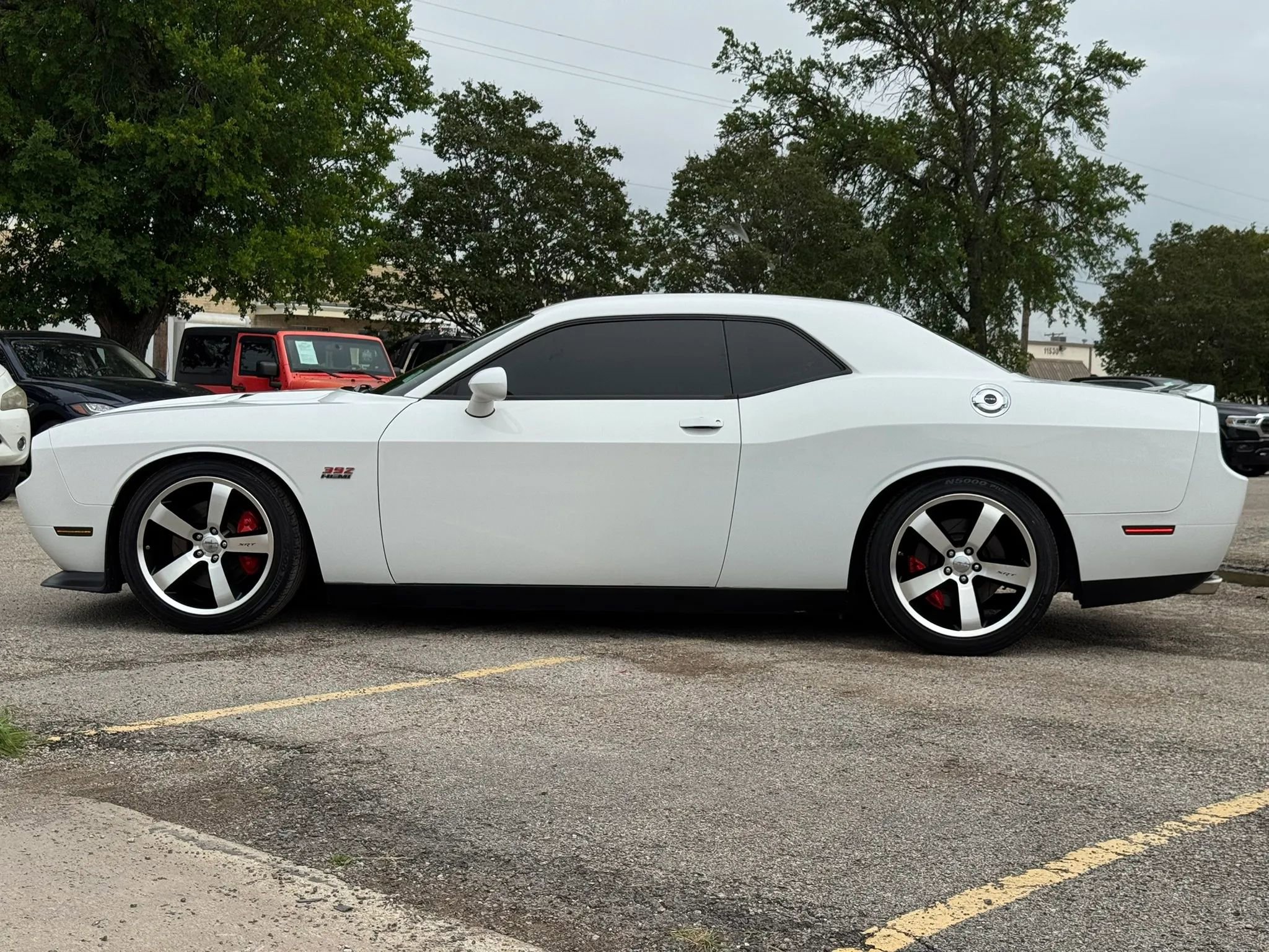Used 2012 Dodge Challenger SRT8 RWD image 3