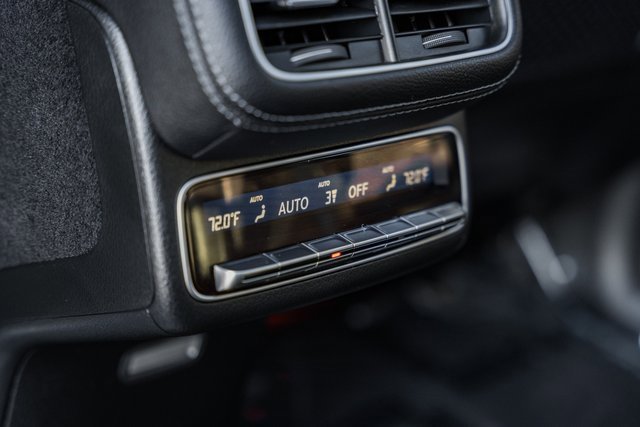 Certified 2025 Mercedes-Benz GLS 450 4MATIC image 36